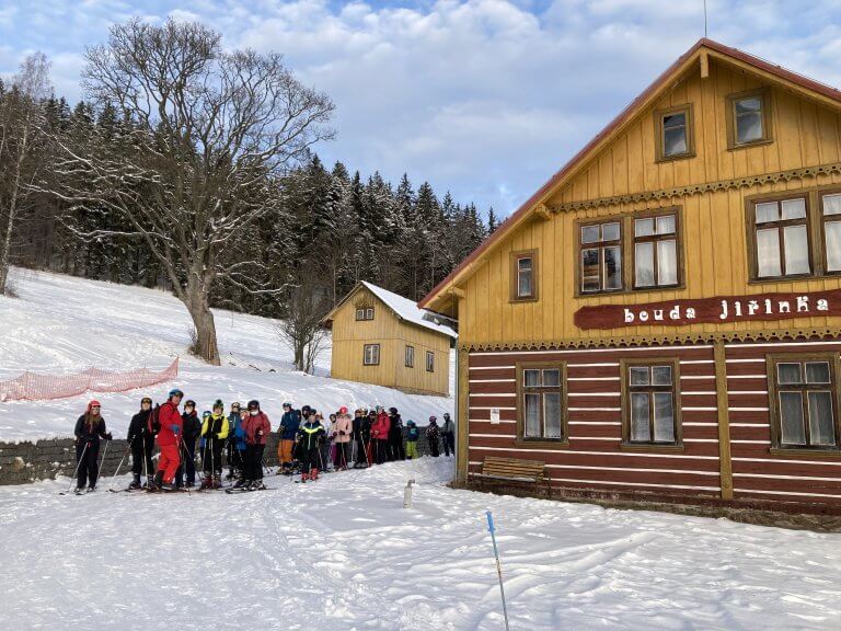 Lyžařský kurz ZŠ Středokluky, Janské Lázně, chata Jiřinka