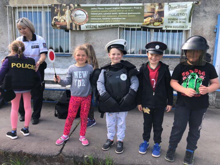 Policie ve Středoklukách