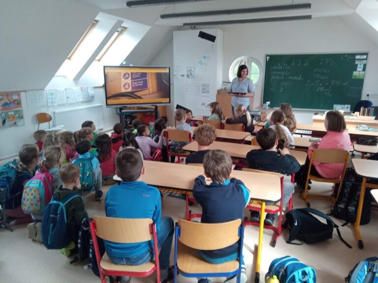 Návštěva žáků budoucích 3. tříd v ZŠ Kněževsi