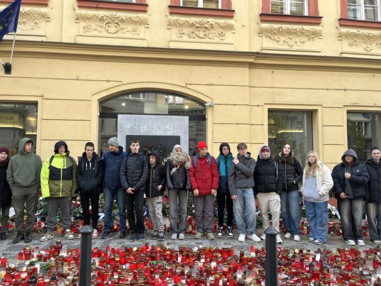 Po stopách 17. listopadu a návštěva výstavy k dějinám 20.století