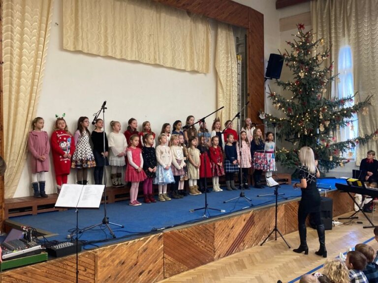 Den desátý – den poslední – den slavnostní